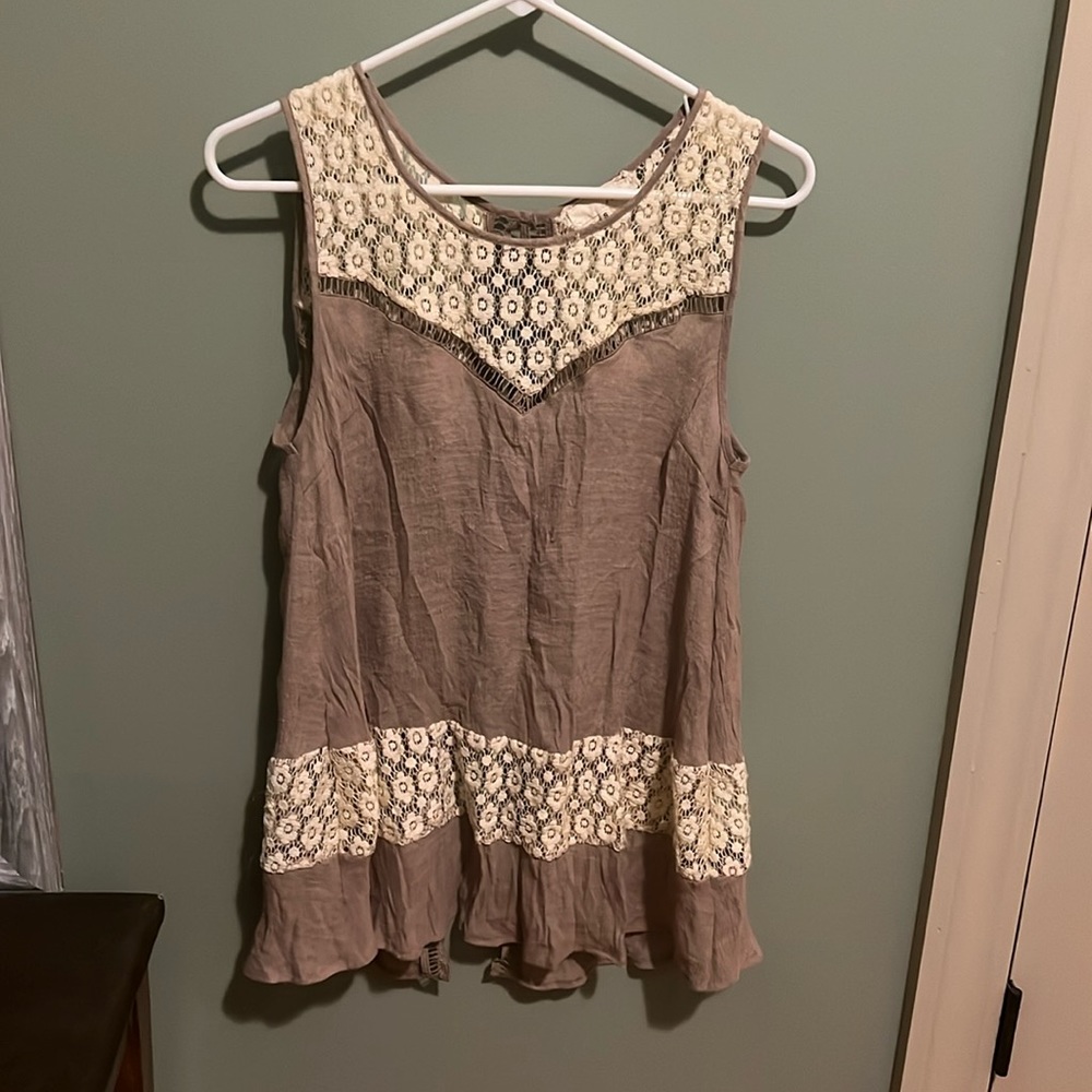 Brand: a’reve, Size: small, Colors: brown and cream